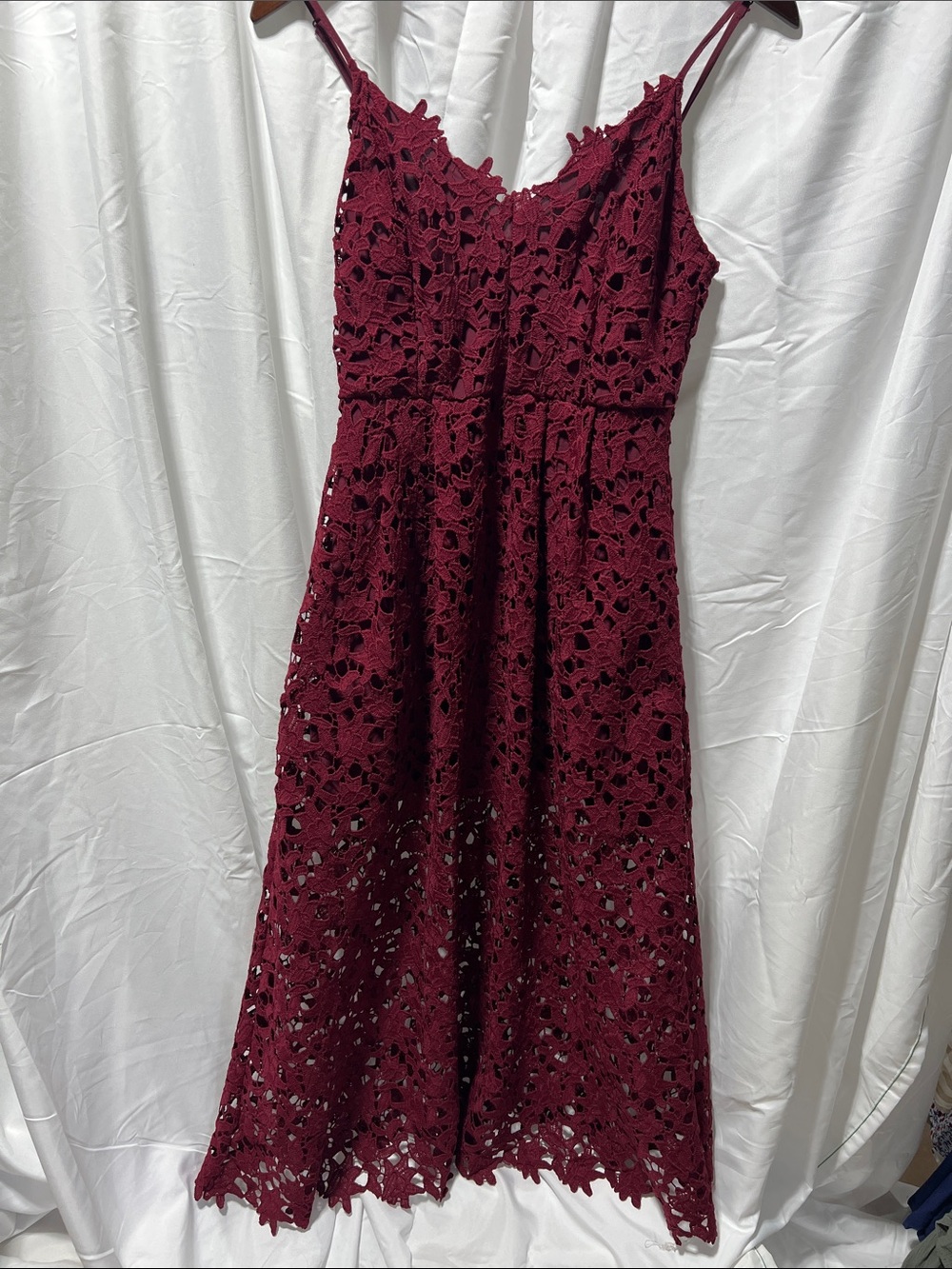 Astr Burgundy Lace Midi Dress with Spaghetti Straps